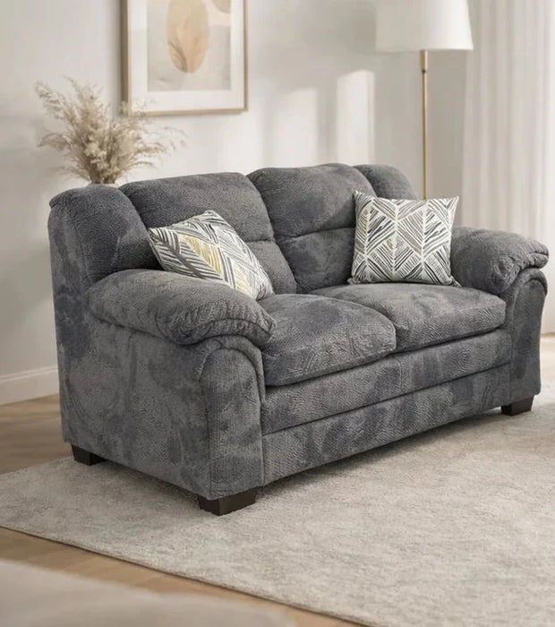 Traverse Charcoal Loveseat