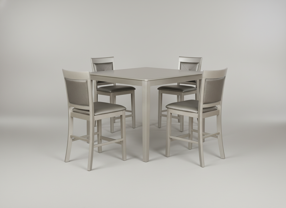 Manhattan Pub Table 4 Pub Chairs