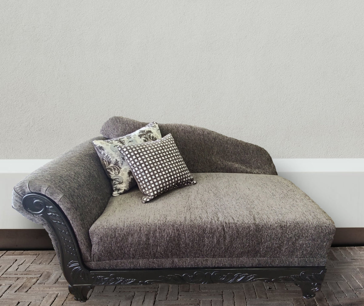 Crushed discount velvet chaise