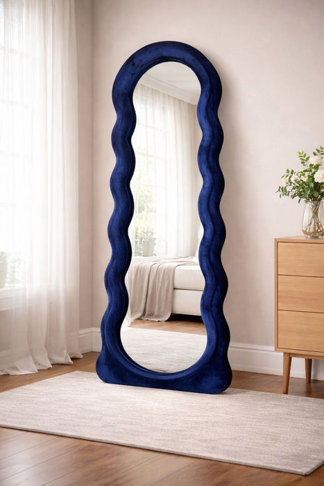 Iconic Stand-Up Mirror Many Colors To Choose From!!