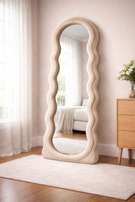 Iconic Stand-Up Mirror Many Colors To Choose From!!