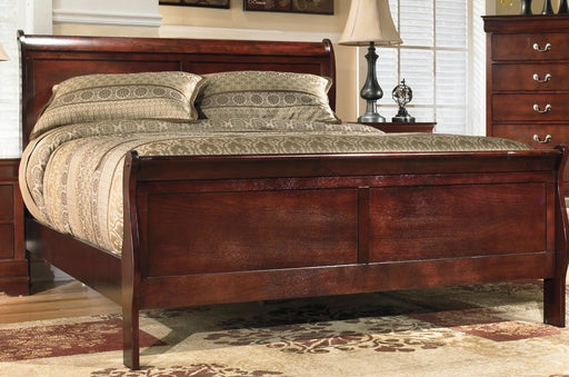 Alisdair Dresser Mirror Queen Sleigh Bed