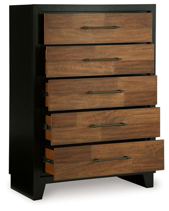 Kraeburn - Brown / Black - Five Drawer Chest