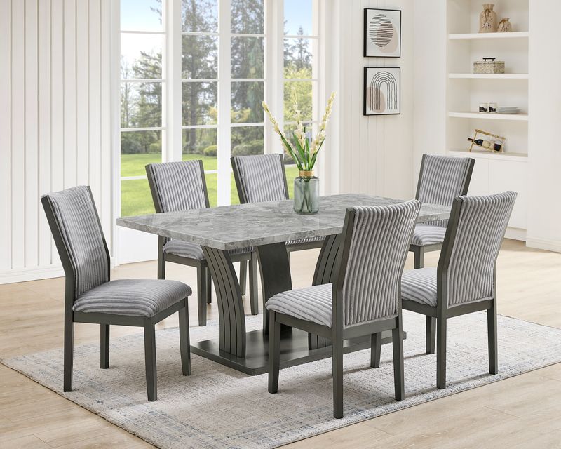 Maddux Table and 4 Chairs