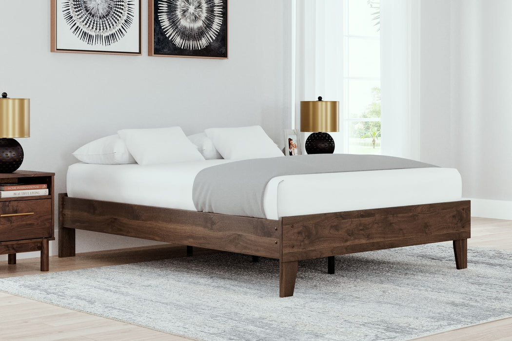 Calverson - Platform Bed